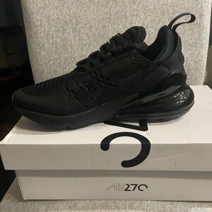 W Air Max 270 Nike Sneakers